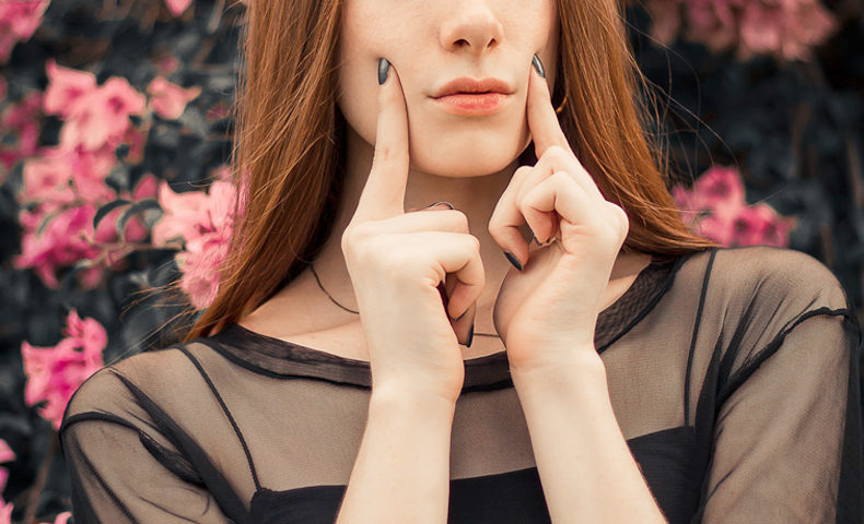 頬のこぼりと病気